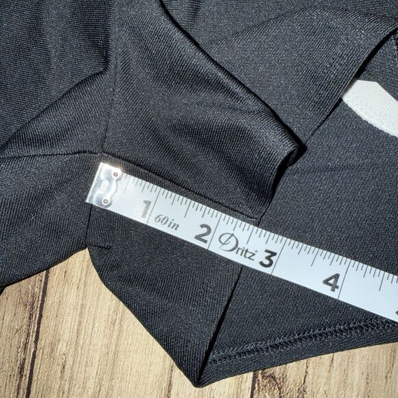 Under Armour Women's Fly By 2.0 Running Shorts Black/WHITE Size Large - Picture 6 of 7